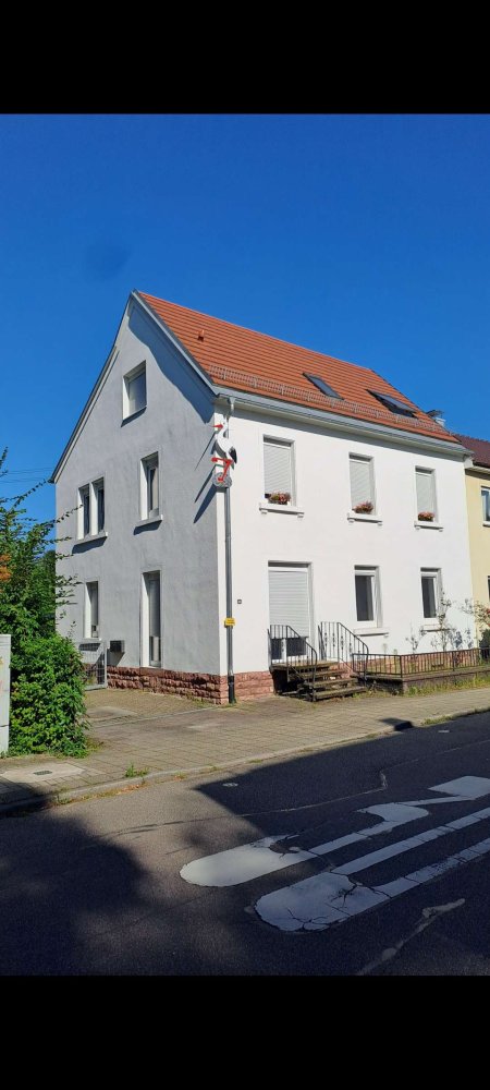 9 rooms Townhouse in Karlsruhe, Germany No. 116824
