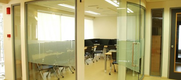 265m² Property in Glyfada, Greece No. 7531 3