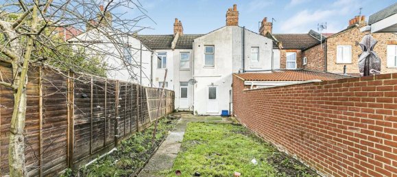 Дом с 2 спальнями в Хаунслоу, Великобритания № 8511 16