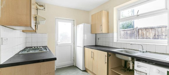 Дом с 2 спальнями в Хаунслоу, Великобритания № 8511 3