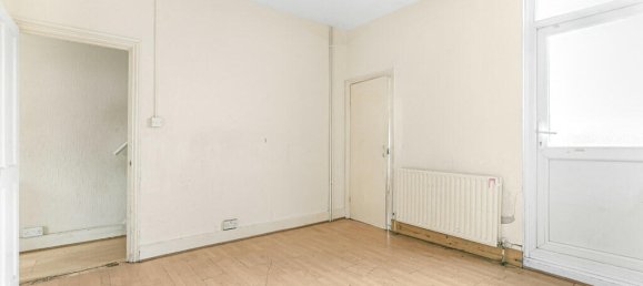 Дом с 2 спальнями в Хаунслоу, Великобритания № 8511 7