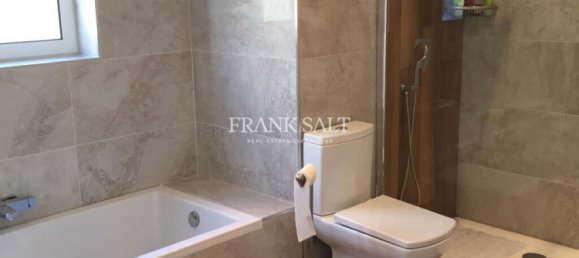 3 bedrooms House in San Gwann, Malta No. 9127 9