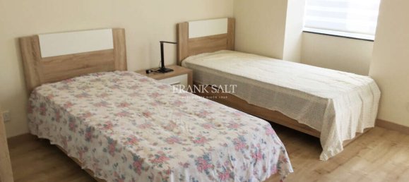 3 bedrooms House in San Gwann, Malta No. 9127 7