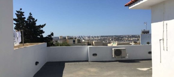 3 bedrooms House in San Gwann, Malta No. 9127 24