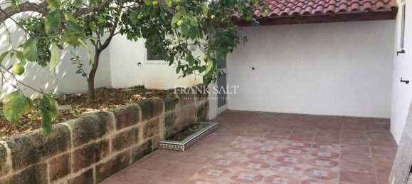 3 bedrooms House in San Gwann, Malta No. 9127 2