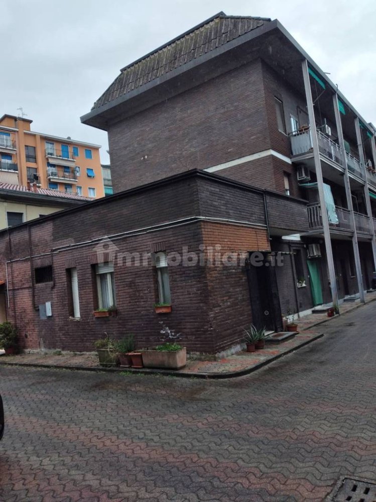 Apartamento T2 em Cusano Milanino, Italy N.º 281750