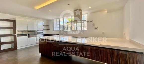 6 Schlafzimmer Haus in Alicante, Spain, Nr. 78411 12