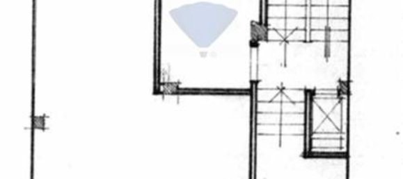 Коммерческая недвижимость с 2 комнатами в Бари, Италия № 56259 6