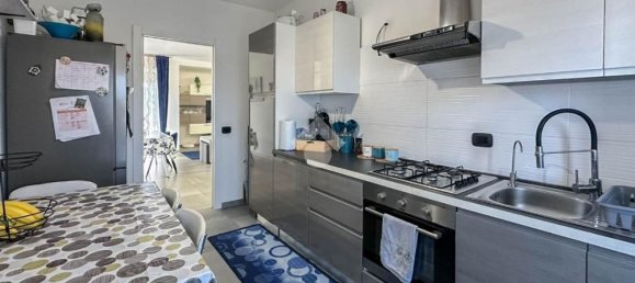 4 rooms Apartment in Carpi, Italy No. 271737 14