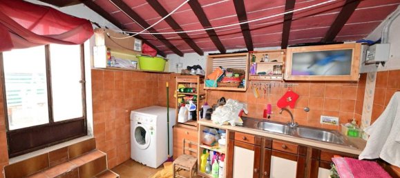 5 rooms House in Castiglion Fiorentino, Italy No. 18724 13