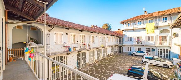 2 bedrooms Apartment in Bra, Italy No. 217125 57