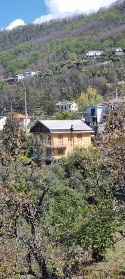 2 Schlafzimmer Wohnung in Cogorno, Italy, Nr. 254535