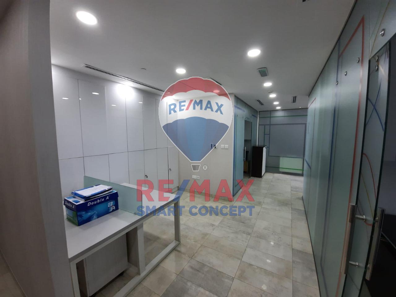 163.8m² Office in Al Reem Island, UAE No. 55110