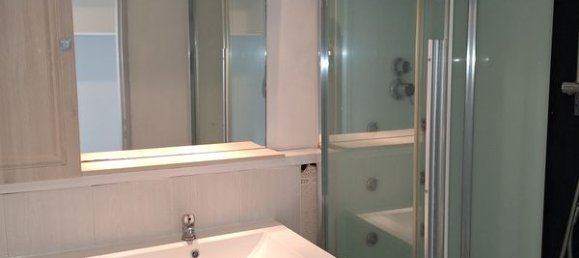 3 chambres Appartement à Saint-Étienne, France No. 316517 8