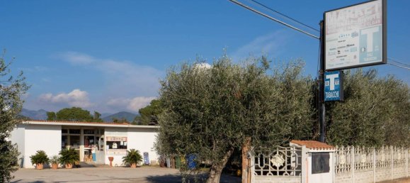 2غرفة عقار تجاري في Fondi, Italy رقم 114146 4