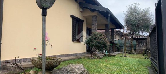 3 Schlafzimmer Villa in Lonate Pozzolo, Italy, Nr. 70864 3