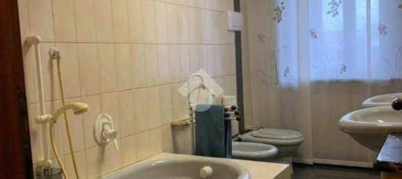 3 Schlafzimmer Villa in Lonate Pozzolo, Italy, Nr. 70864 16