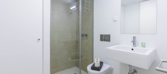 Квартира с 3 спальнями в Лиссабон, Португалия № 12706 7