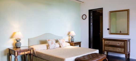 5 bedrooms Villa in Kamala, Thailand No. 6102 13