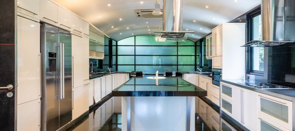 5 bedrooms Villa in Kamala, Thailand No. 6102 17