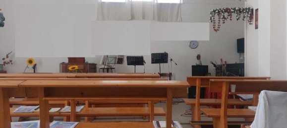 Gewerbliche Immobilie in Guidonia Montecelio, Italy 90m², Nr. 260501 3