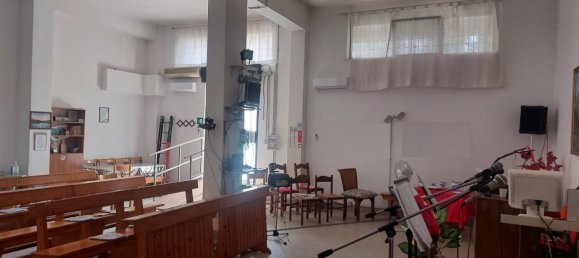 Gewerbliche Immobilie in Guidonia Montecelio, Italy 90m², Nr. 260501 11