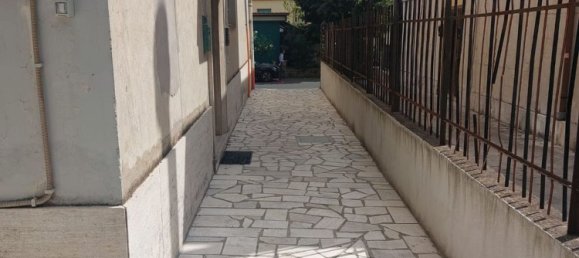 Gewerbliche Immobilie in Guidonia Montecelio, Italy 90m², Nr. 260501 16