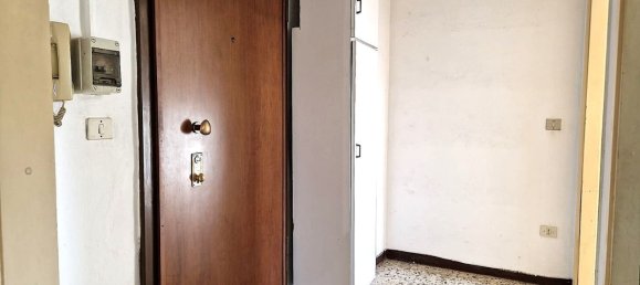 2 Schlafzimmer Wohnung in Bresso, Italy, Nr. 361098 5