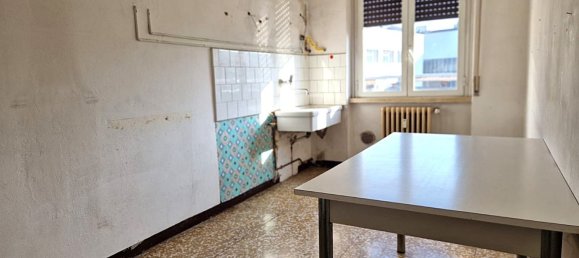 2 Schlafzimmer Wohnung in Bresso, Italy, Nr. 361098 6