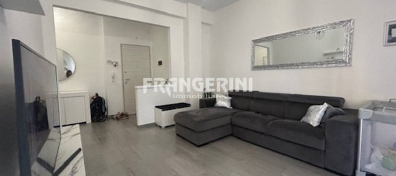 2 bedrooms Apartment in Livorno, Italy No. 273471 5