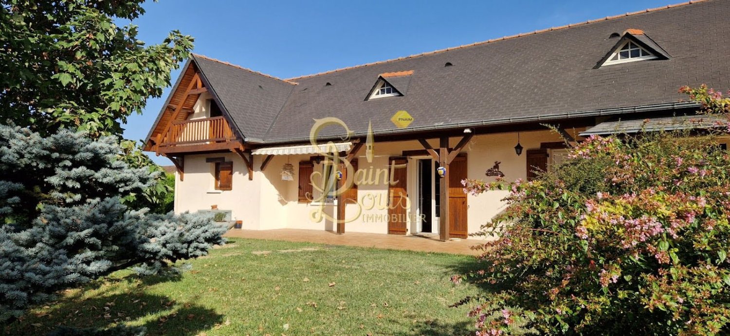 Casa de 5 dormitorios en Richelieu, France No. 71785