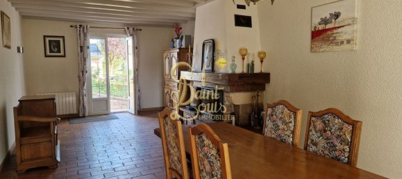 Casa de 5 dormitorios en Richelieu, France No. 71785 4