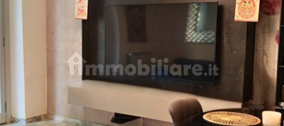 2 bedrooms Apartment in Parma, Italy No. 355845 4