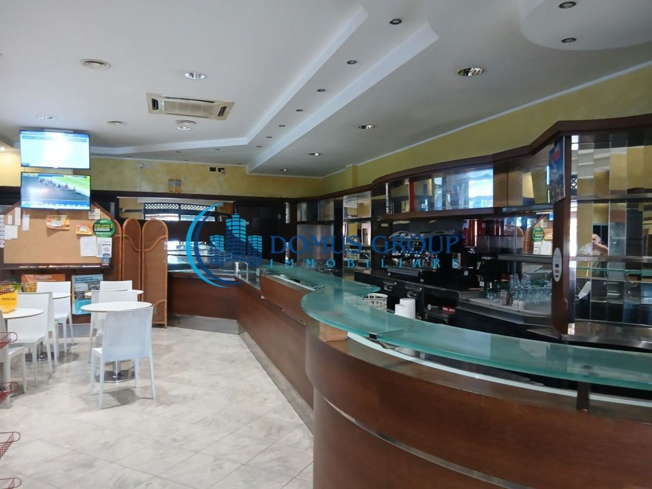 170m² Commercial property in Rome, Italy No. 355971