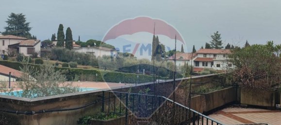 1 bedroom Apartment in Padenghe sul Garda, Italy No. 327940 9