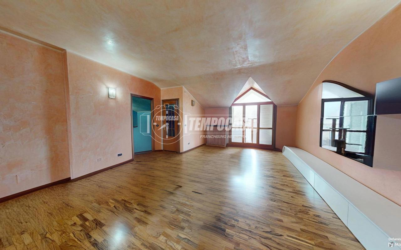 8-Zimmer Villa in Vinovo, Italy, Nr. 127054