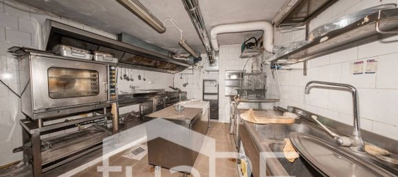 4 rooms Office in Rome, Italy No. 210853 54