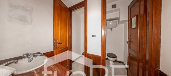 4 rooms Office in Rome, Italy No. 210853 41
