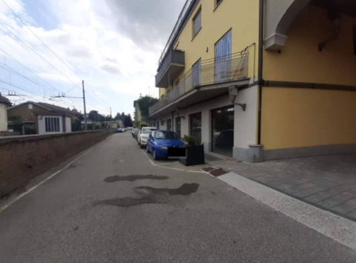 675m² Commercial property in Nizza Monferrato, Italy No. 373844