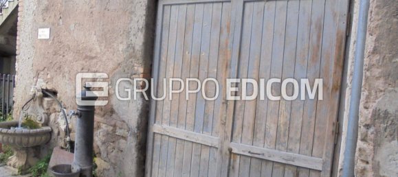 3 rooms Apartment in Terni, Italy No. 289921 8