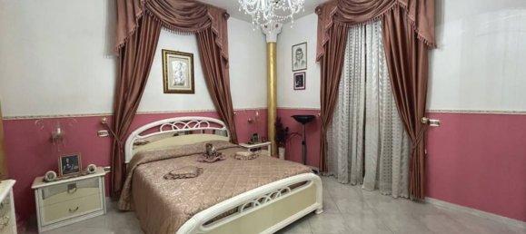 5 rooms Apartment in Fondi, Italy No. 259744 11