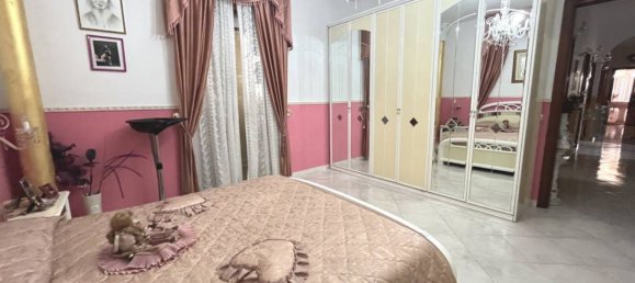 5 rooms Apartment in Fondi, Italy No. 259744 12