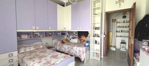 5 rooms Apartment in Fondi, Italy No. 259744 9