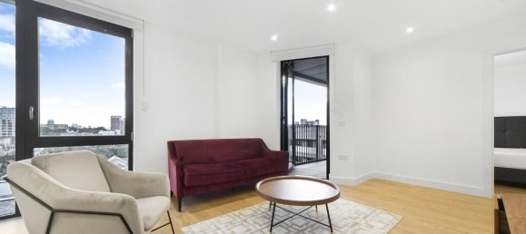 1 bedroom Apartment in London, United Kingdom No. 8445 5