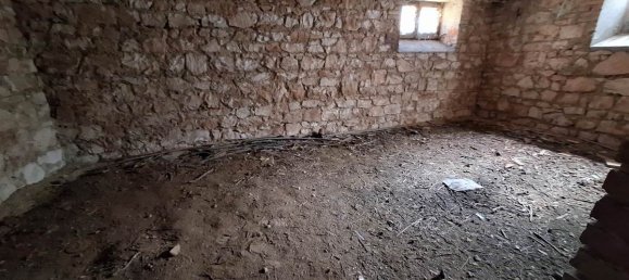 3 Schlafzimmer Haus in San Severino Marche, Italy, Nr. 329255 21