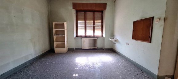 3 Schlafzimmer Haus in San Severino Marche, Italy, Nr. 329255 10