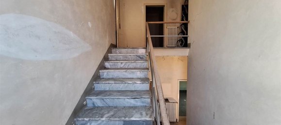 3 Schlafzimmer Haus in San Severino Marche, Italy, Nr. 329255 12