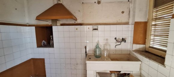 3 Schlafzimmer Haus in San Severino Marche, Italy, Nr. 329255 8