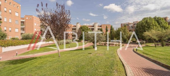 Гараж 14м² в Рим, Италия № 308099 2