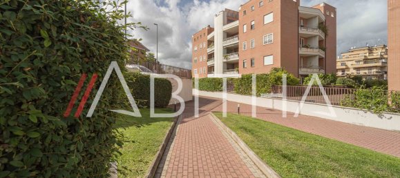 Гараж 14м² в Рим, Италия № 308099 7